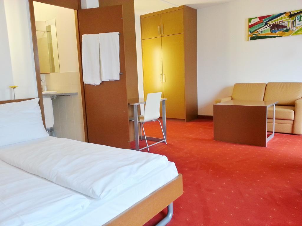 Orange Wings Krems Hotell Rom bilde